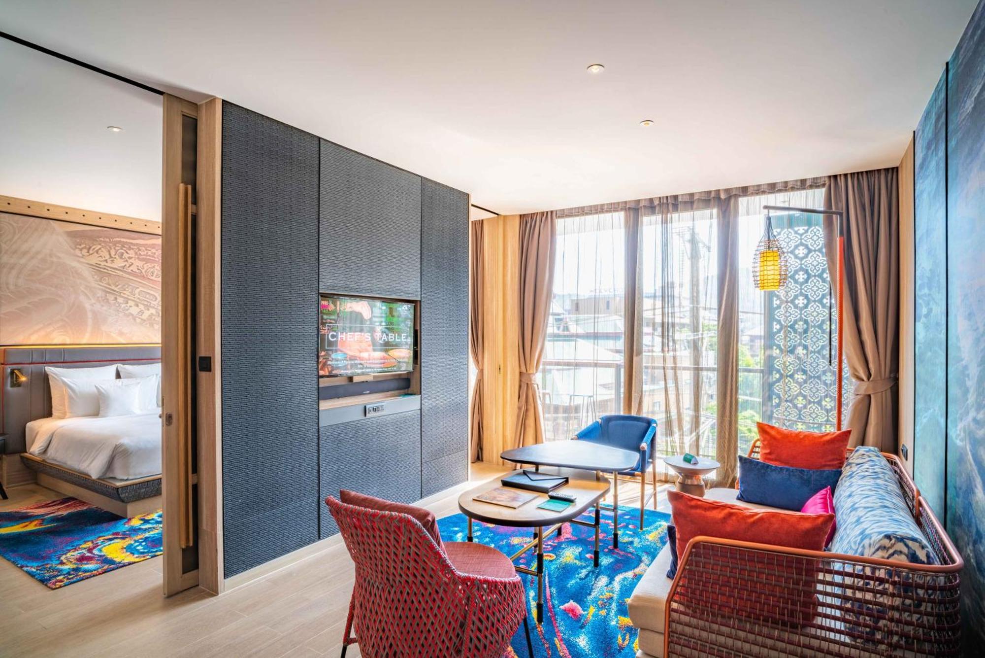 Hotel Indigo Phuket Patong By Ihg Luaran gambar A suite at the hotel