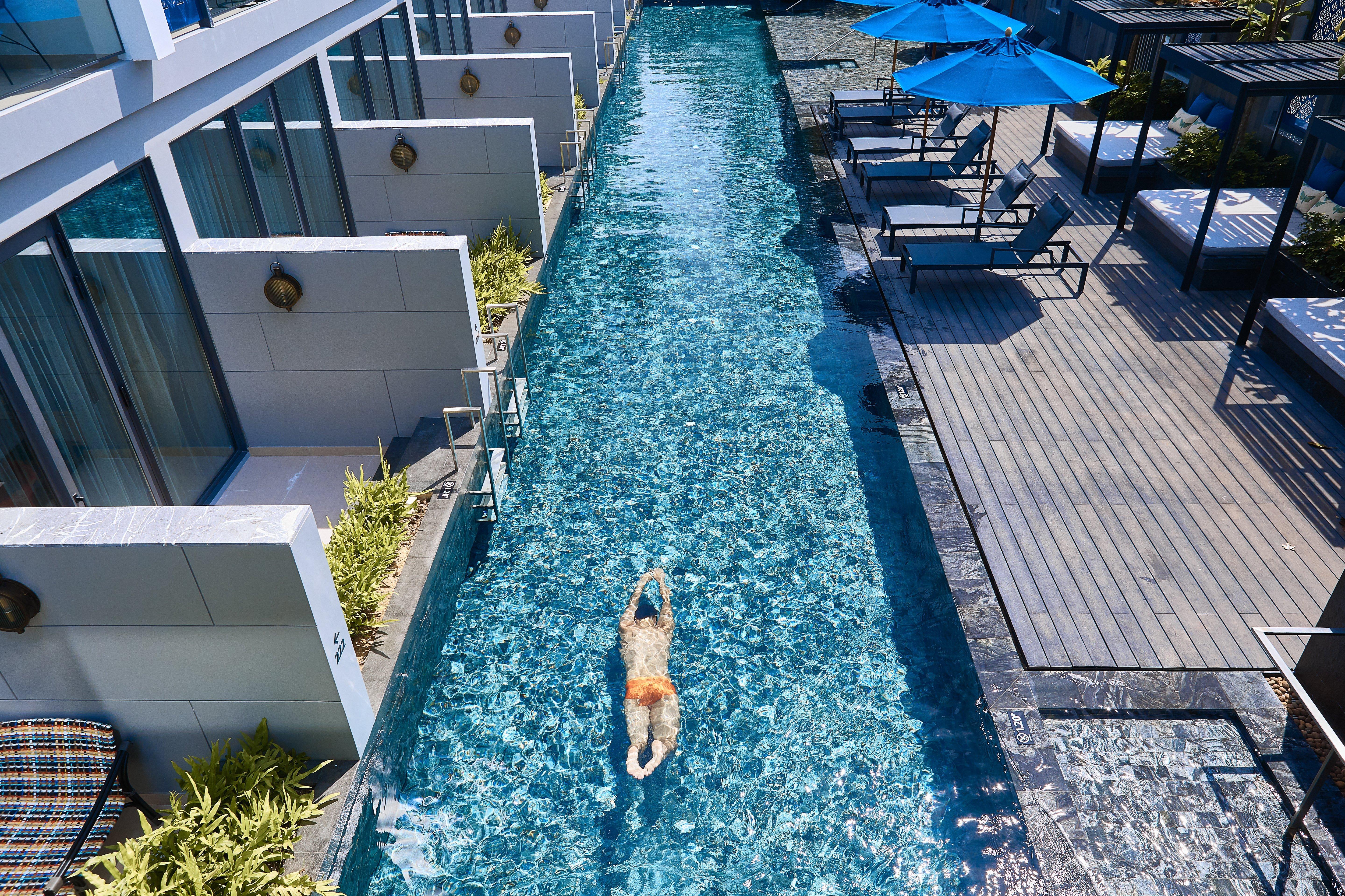 Hotel Indigo Phuket Patong By Ihg Luaran gambar A lap pool