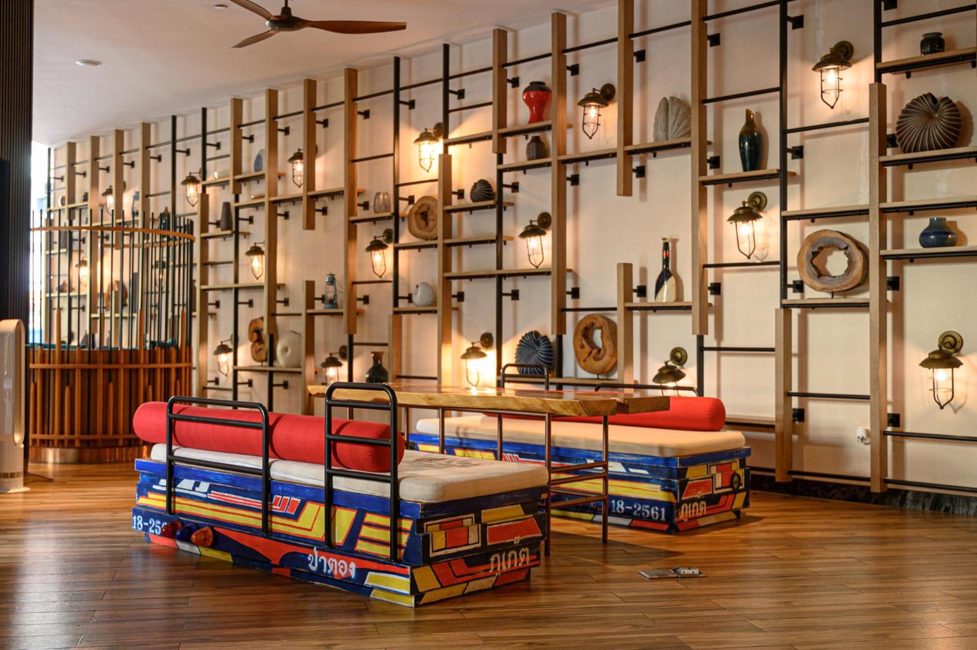Hotel Indigo Phuket Patong By Ihg Luaran gambar The interior of the hotel